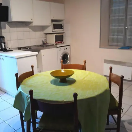 Pécorade, 2 Pièces, 3 Personnes - Fr-1-360-390 *